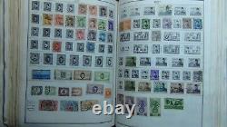 La collection chargée de timbres WW A-Gr dans l'album Citation contient environ 12 000 timbres.