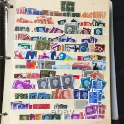 Livre de stock de timbres, environ plus de 3600 timbres de 90 pays, neufs et oblitérés