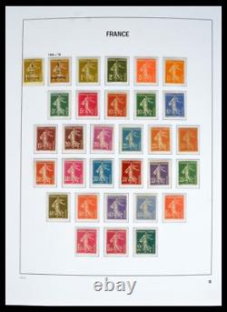 Lot 40572 Collection de timbres presque complète France 1900-1955 dans un album Davo luxe