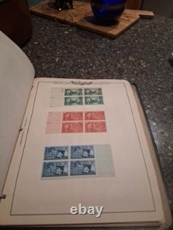 Lot provenant d’une succession : ancien album de timbres-poste contenant de nombreux timbres. Estimation : 200–400