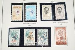 MAROC 1890s-2000s COLLECTION DE PLUS DE 1 500 TIMBRES CONSERVÉS DANS UN GRAND ALBUM