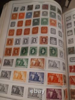 Magnifique et importante collection de timbres du monde entier dans un énorme album He Harris. $$$