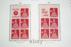 Nous 1968-1995 Collection de 130+ feuillets de brochures neufs sans charnière dans un album