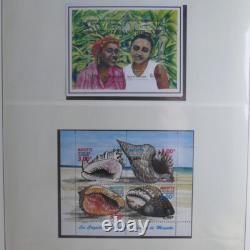 Nouvelle Collection de Timbres de Mayotte 1892-2011 dans l'Album Lindner