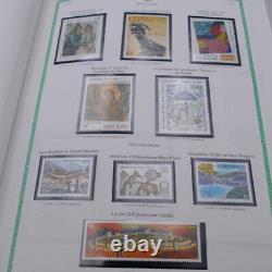 Nouvelle collection de timbres de France 2000-2008 complète dans un album