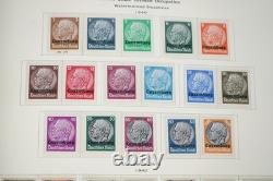 Occupations allemandes des années 1920-1940, collection de plus de 1 150 timbres neufs et oblitérés dans un album