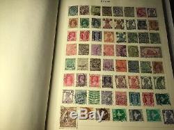 Old Stamp Album Du Monde, Childs Collection IL Y A Plusieurs Décennies