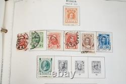 RUSSIE 1860-1970 COLLECTION DE PLUS DE 7 300 TIMBRES NEUFS ET USAGÉS DANS UN ALBUM MINKUS
