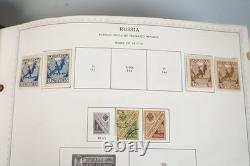 RUSSIE 1860-1970 COLLECTION DE PLUS DE 7 300 TIMBRES NEUFS ET USAGÉS DANS UN ALBUM MINKUS