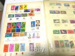 Rare Anciennes Collections de Timbres Israéliens dans un Exceptionnel Album