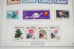 Russie 1962-1980 Collection de plus de 2 350 timbres neufs et utilisés stockés dans un album Minkus