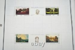 Russie Union soviétique années 1910-1990 Collection de plus de 1000 timbres dans un album de timbres