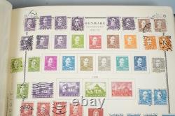 SCANDINAVIE 1870-1970 COLLECTION DE PLUS DE 1300 TIMBRES NEUFS ET USAGÉS DANS UN ALBUM SCOTT