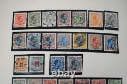 SCANDINAVIE 1870-ANNÉES 1970 COLLECTION DE PLUS DE 1 000 TIMBRES NEUFS ET OBLITÉRÉS DANS UN ALBUM SCOTT