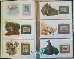 Stamp Collection Album- Animaux Du Monde 1980- Ensemble Complet De 18 Pages 108 Timbres