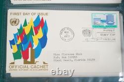 Une collection de 180 enveloppes premier jour 1975-1981 stockées dans un album Mystic