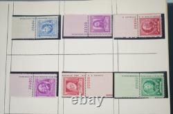 Us & Un Collection de 500+ Timbres avec Numéros de Plaque Tous Neufs Charnières / MnH