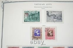 Vatican 1929-1981 Collection de 575 timbres neufs et utilisés dans un album Scott