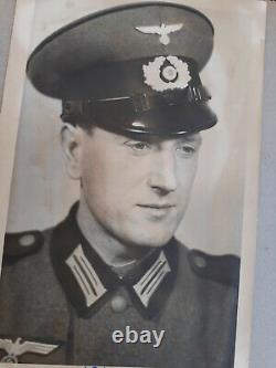 Wwii Era Allemand Family Photograph Album, Inc. Hj, Armée, Cartes Postales, Timbres